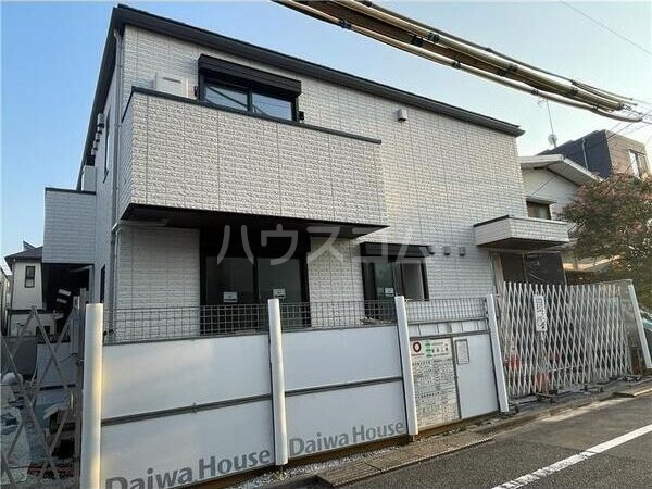 17/27 エントランス