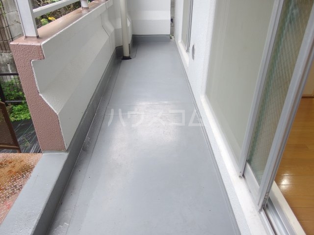 20/30 バルコニー