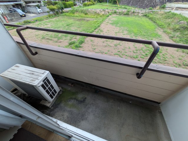 13/18 バルコニー