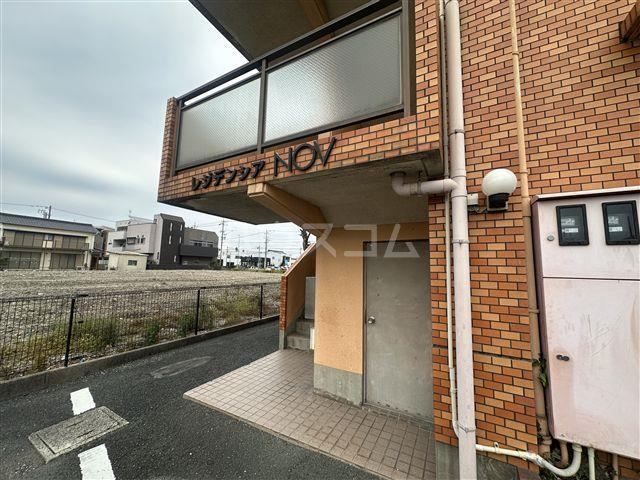 20/30 エントランス