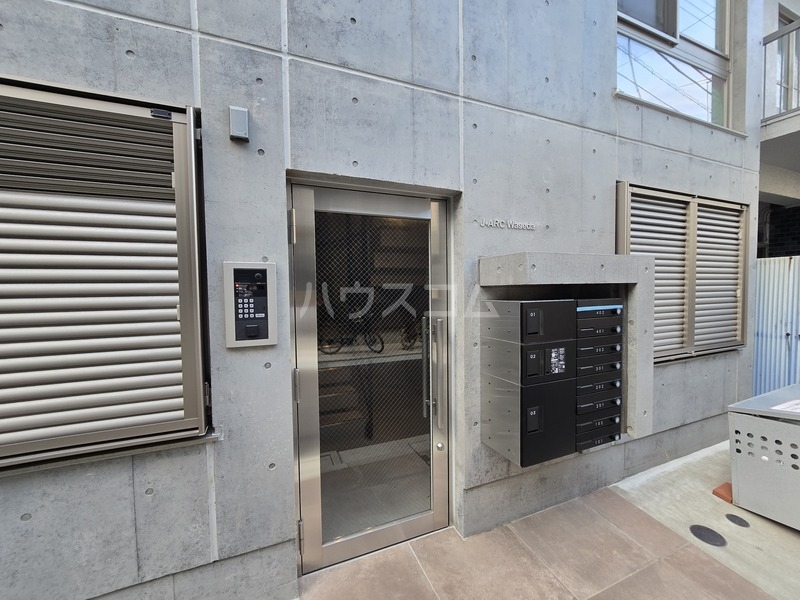 15/20 エントランス