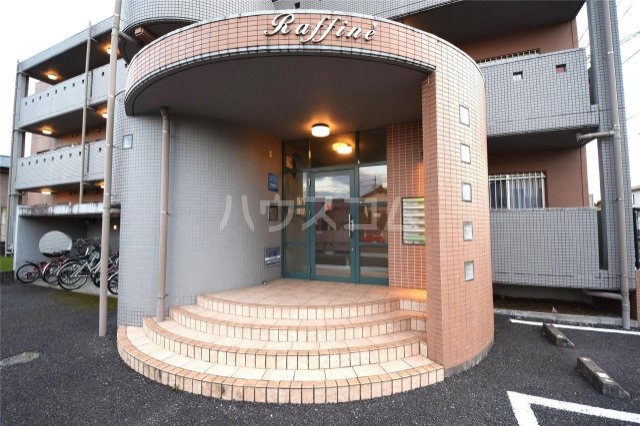 14/19 エントランス