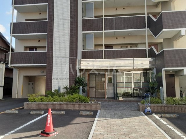 16/24 エントランス