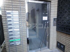 16/25 エントランス