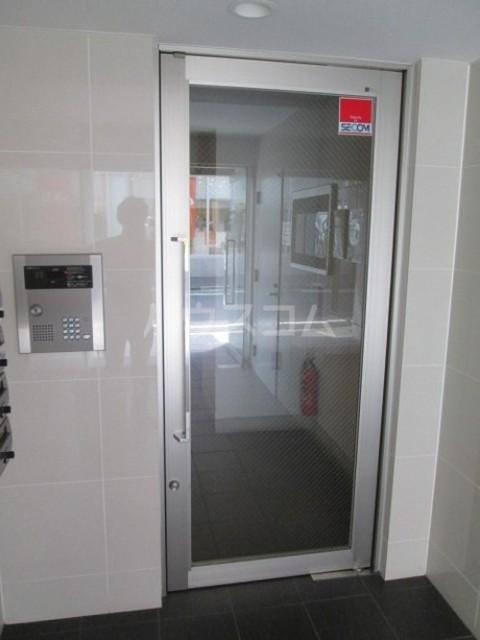 17/27 エントランス