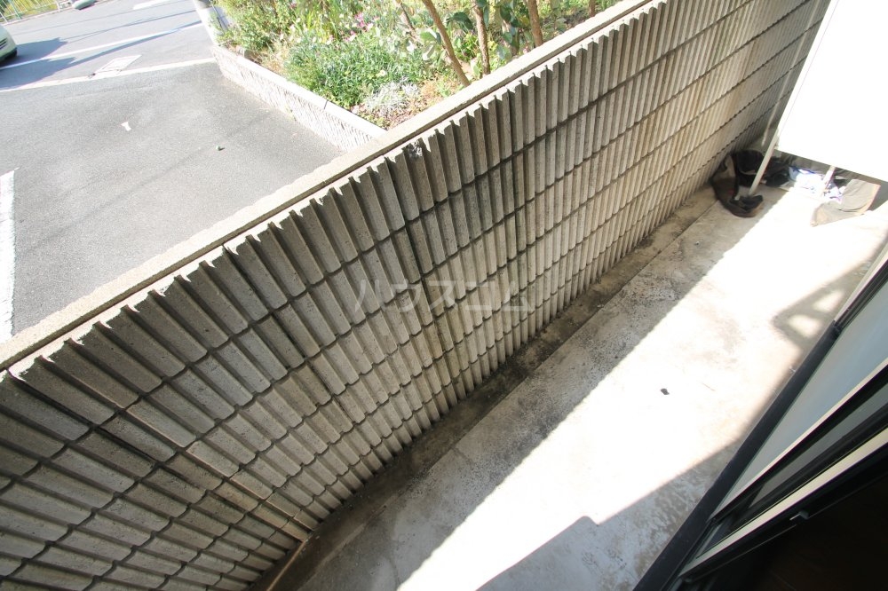 17/25 バルコニー