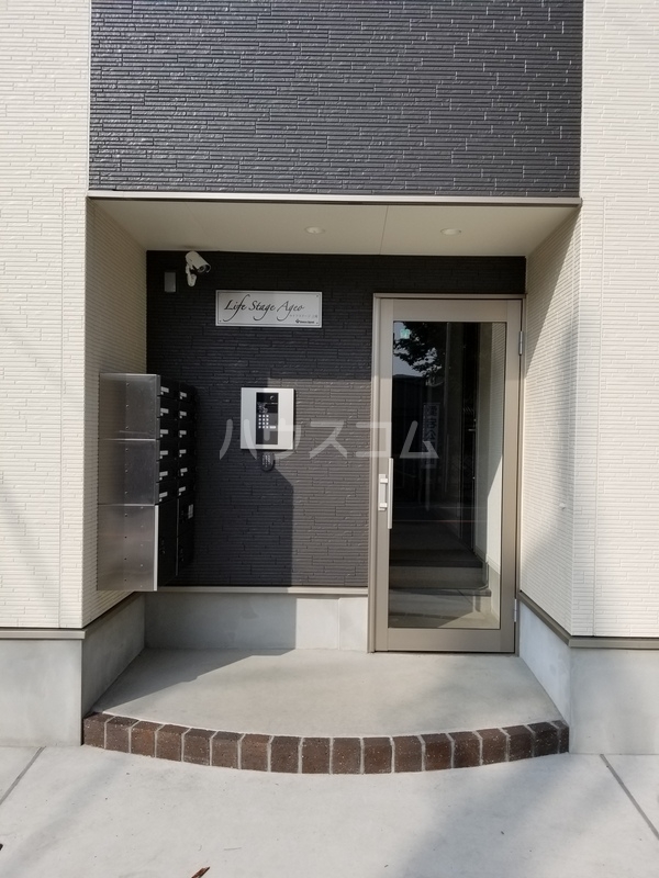 3/10 エントランス