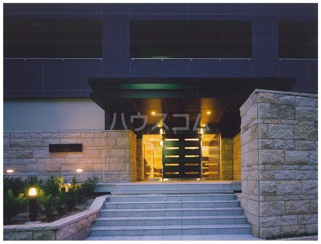 17/24 エントランス