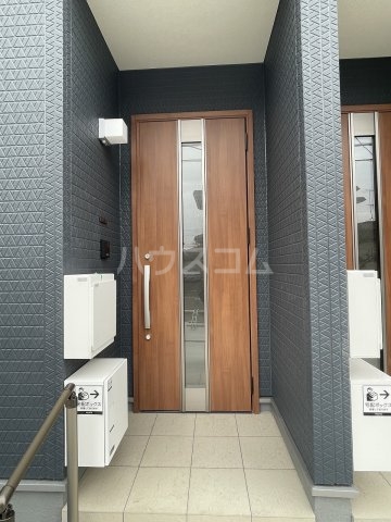 29/30 エントランス