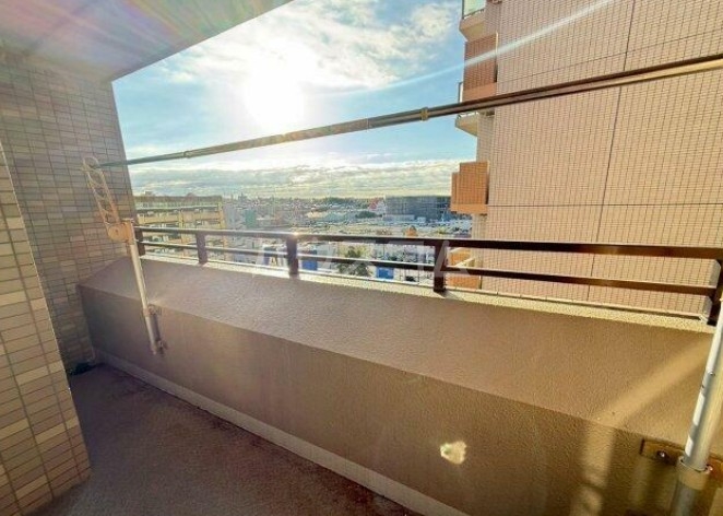 13/19 バルコニー