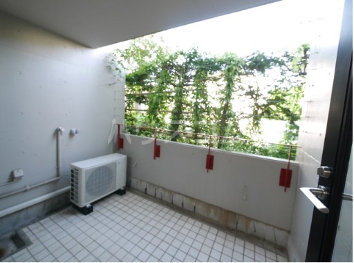 13/22 バルコニー