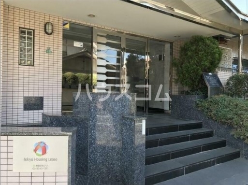 14/15 エントランス