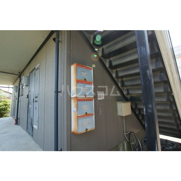 13/19 エントランス