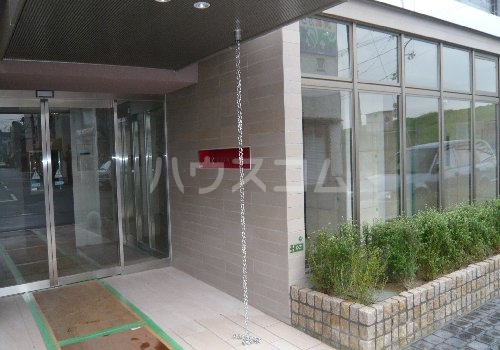 19/28 エントランス