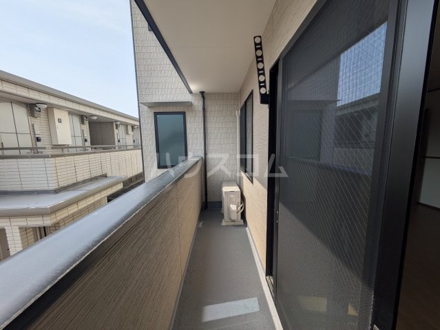 21/30 バルコニー