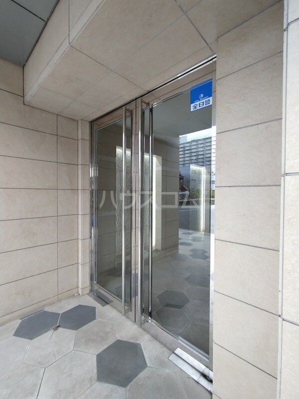 14/24 エントランス