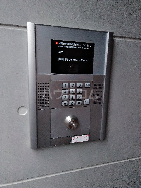 16/24 エントランス