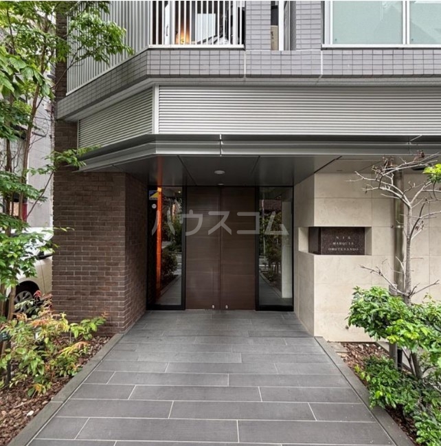 4/5 エントランス