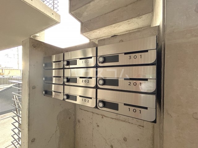 2/13 エントランス