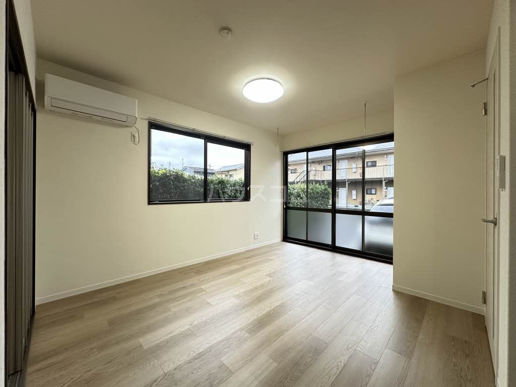 13/23 バルコニー