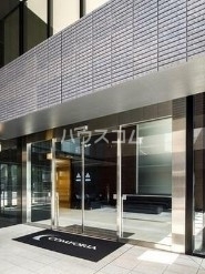 14/21 エントランス