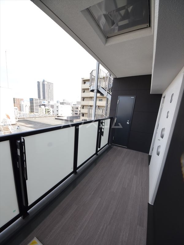 14/30 バルコニー