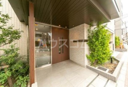 17/22 エントランス