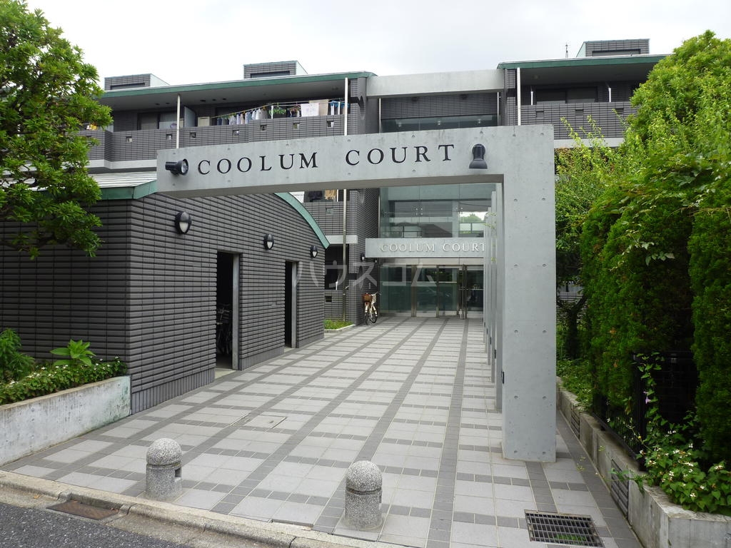 14/23 エントランス