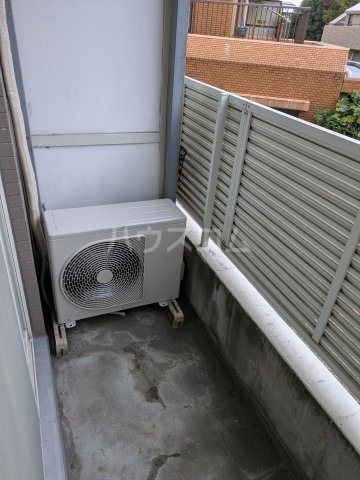 13/19 バルコニー