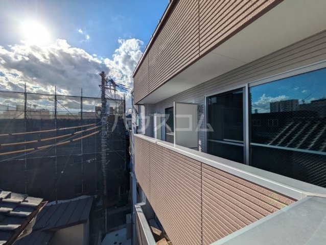 16/25 バルコニー