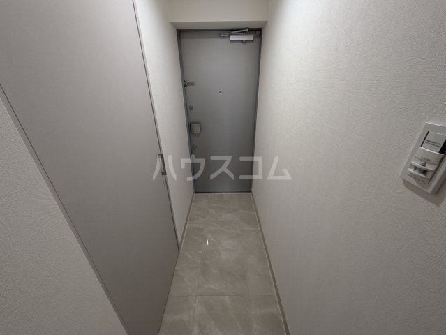 13/29 玄関
