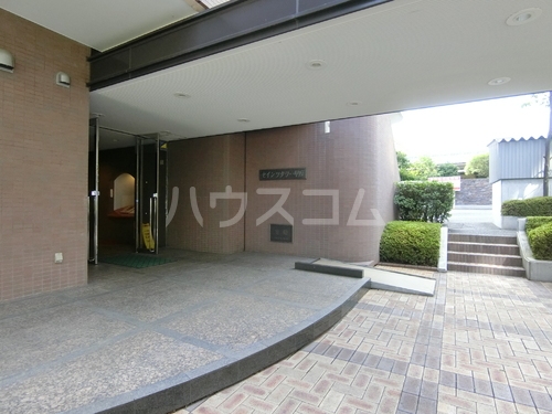 2/2 エントランス