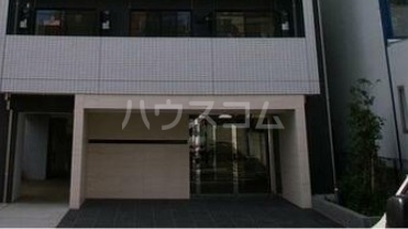 13/19 エントランス