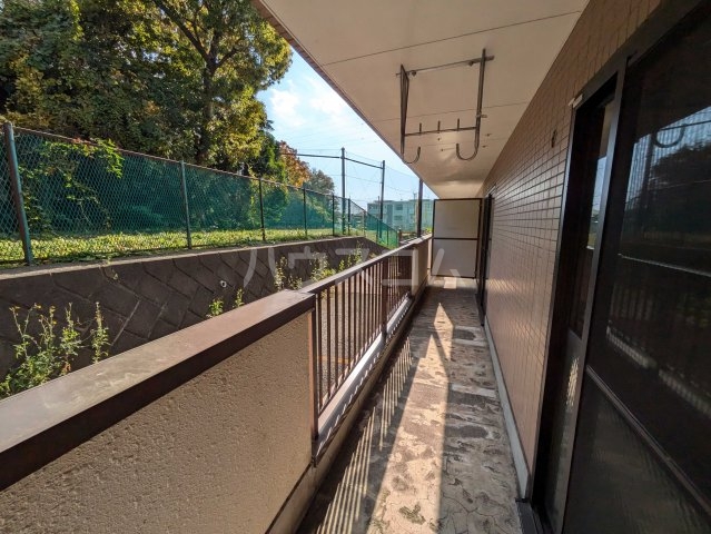 21/30 バルコニー
