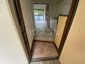 14/20 エントランス