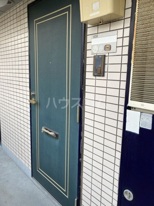 14/20 エントランス