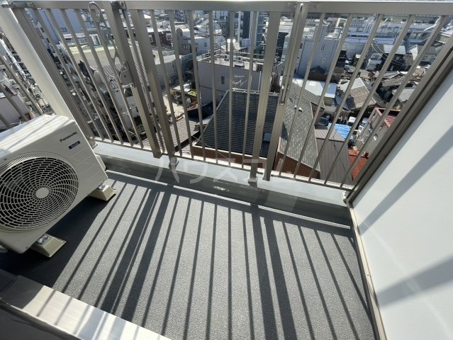 23/30 バルコニー