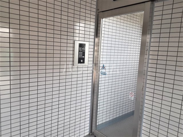 29/30 エントランス