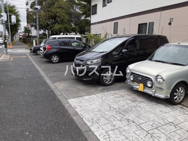 15/16 駐車場