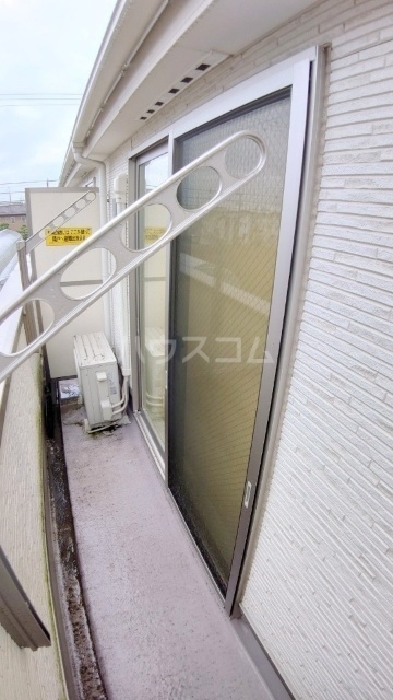 13/18 バルコニー