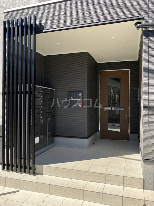 2/8 エントランス