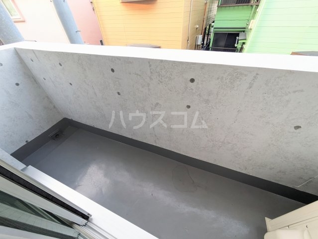 23/30 バルコニー