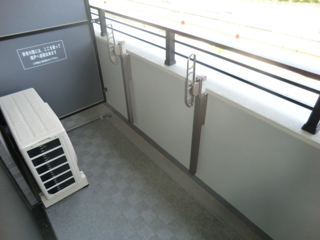 21/28 バルコニー