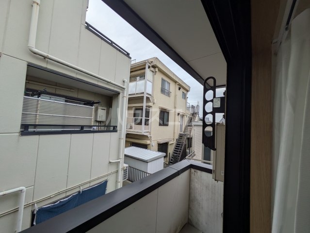 19/30 バルコニー