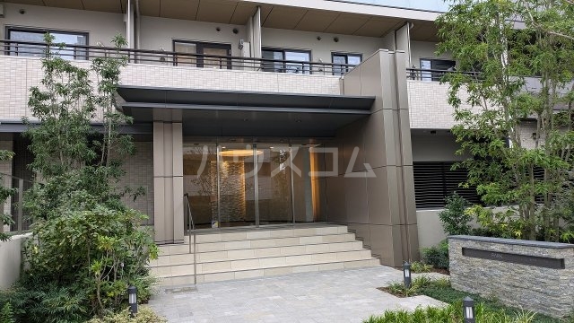 2/6 エントランス