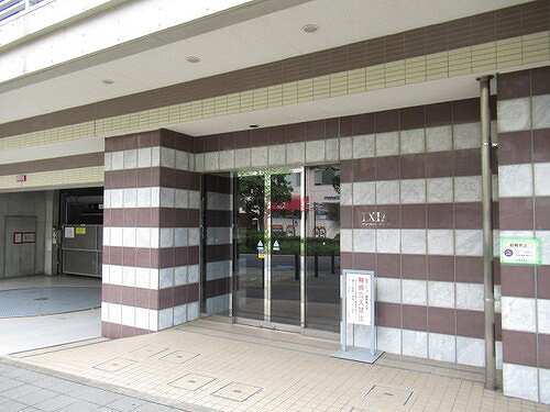 2/5 エントランス