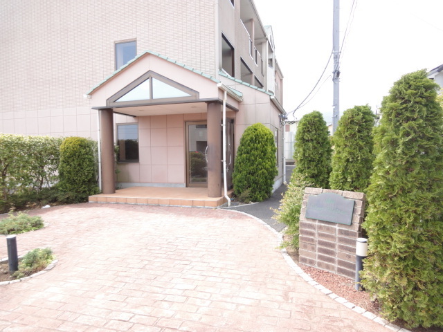 25/30 エントランス