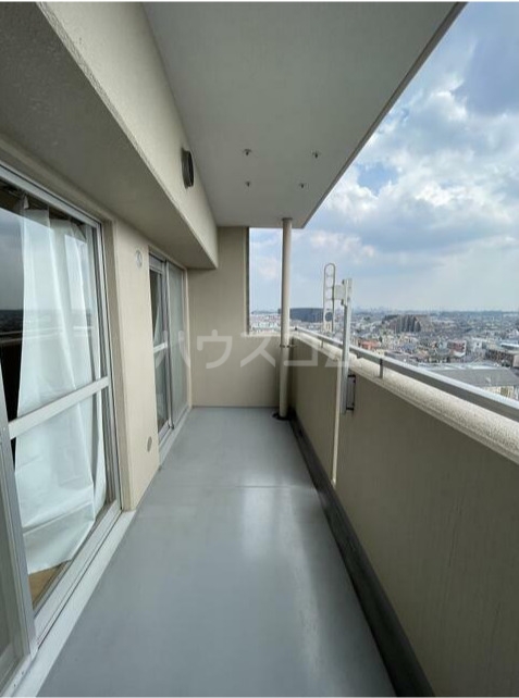 15/28 バルコニー