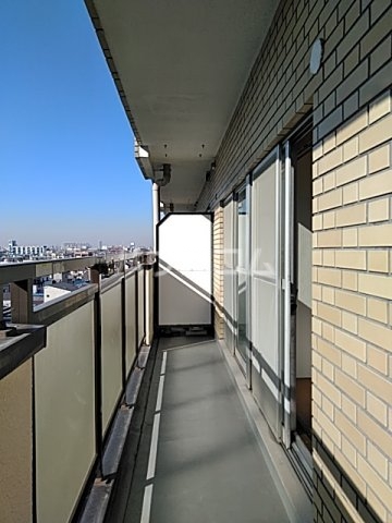 19/30 バルコニー