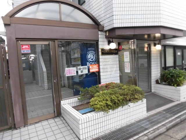 15/23 エントランス